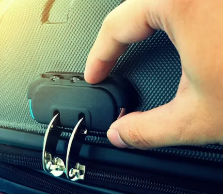 Cách thay mã khoá vali