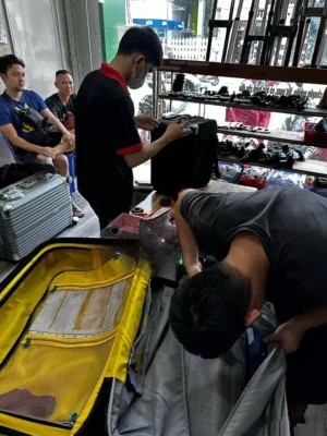 Cách sửa vali nhựa bị vỡ