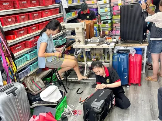 Cách thay khóa kéo vali tại nhà với dụng cụ cơ bản